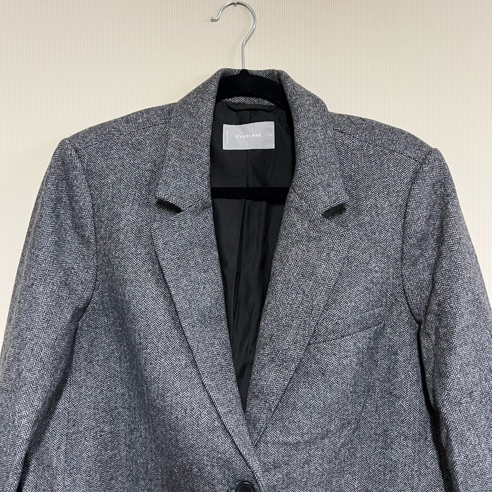Everlane Charcoal Herringbone Blazer